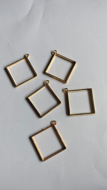 Square bezel
