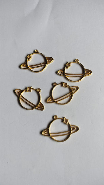 Pendant bezel