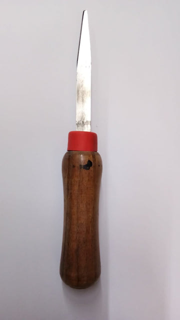 Clock hole expanding tool
