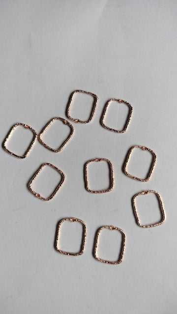 Rose gold bezel