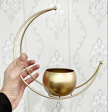 Metal candel stand or planter stand