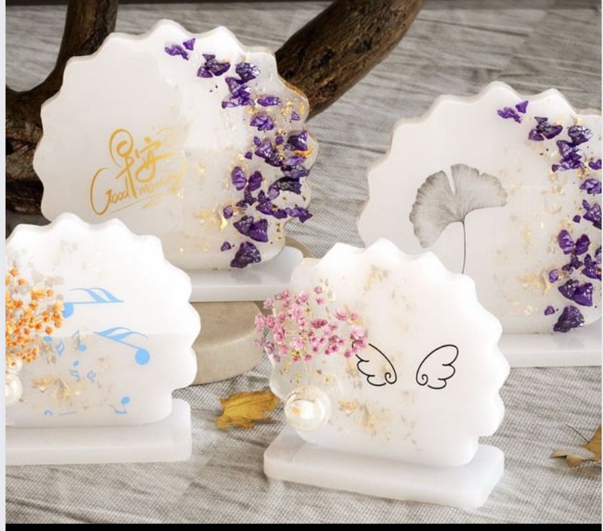 6 Cavities Small Elegant Photo Frame Mould