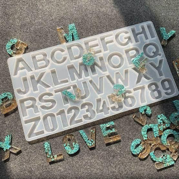 Without hole front pour Alphabet Silicon Mould