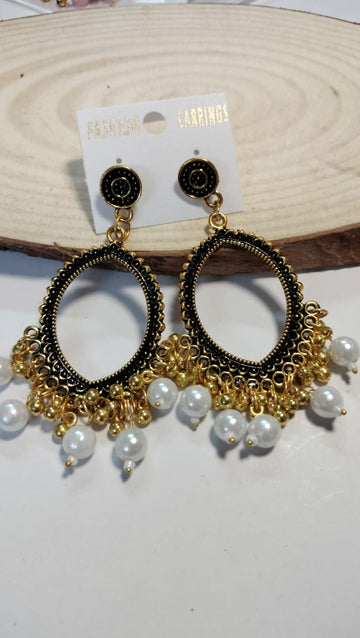 Golden Jhumka With Beads