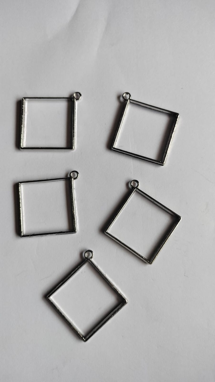 Square bezel