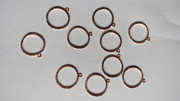 Rose gold round bezel
