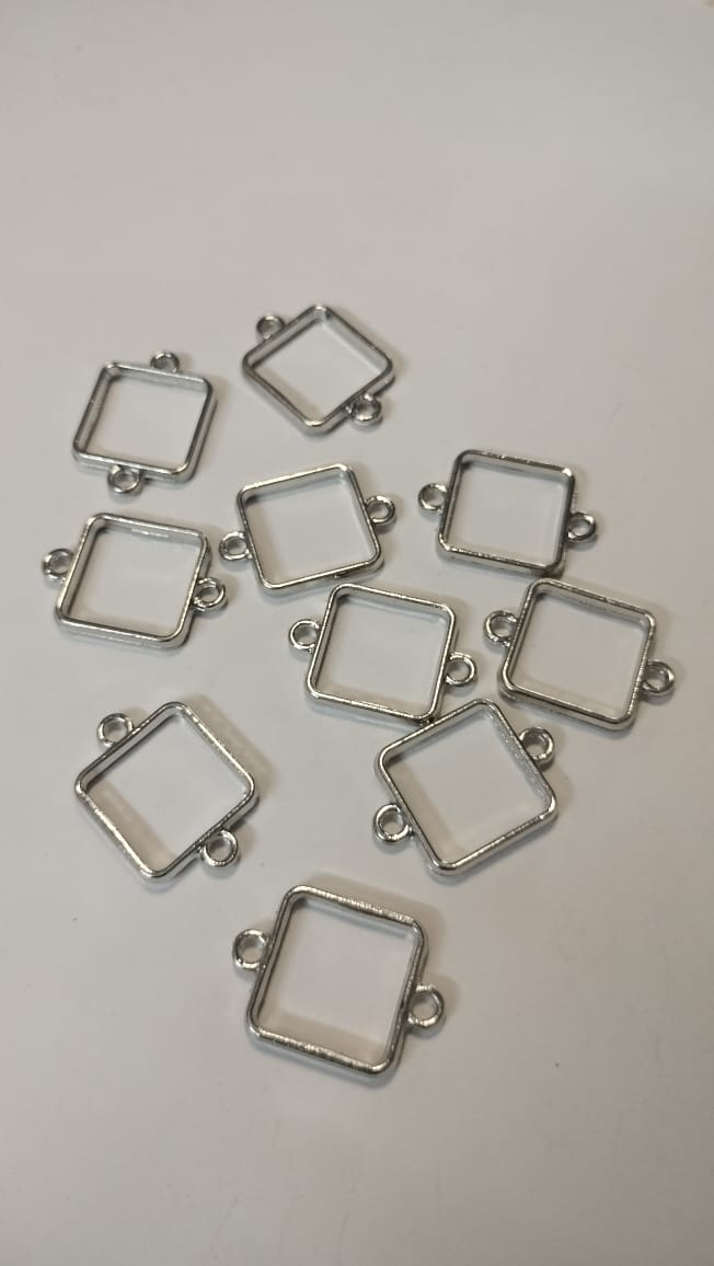 Rakhi bracelet bezel square