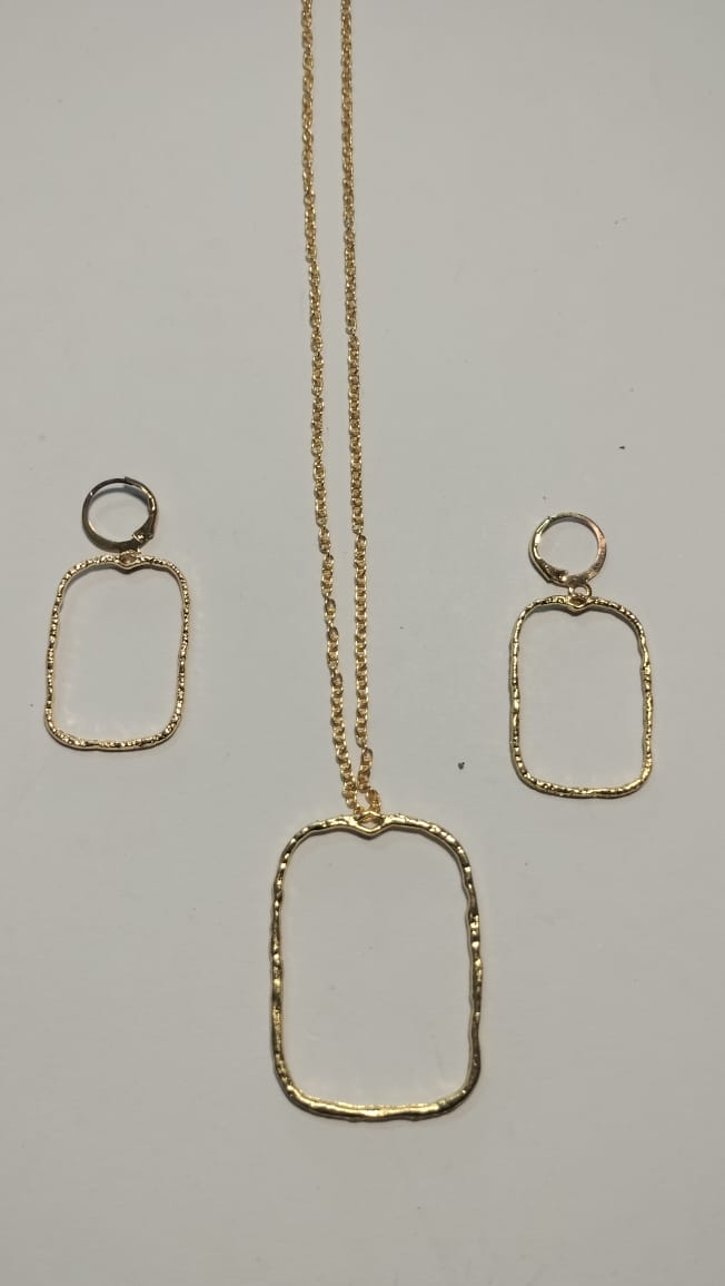 Earring Pendant Bezel Set Golden