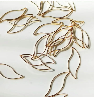 Leaf shape bezel