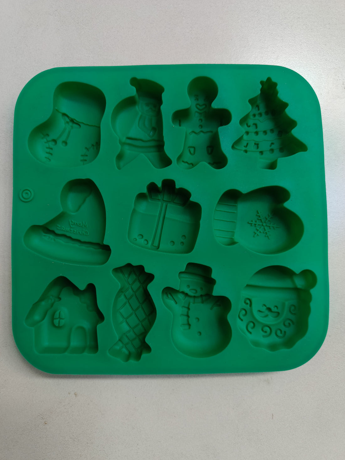 11 Cavities Christmas Candle Mould