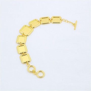 Square bracelet base for resin