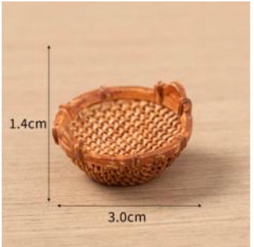 Round Basket Miniature