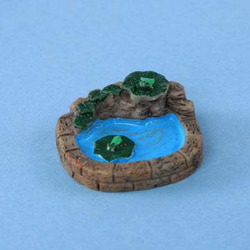 Small lotus  pond  miniature