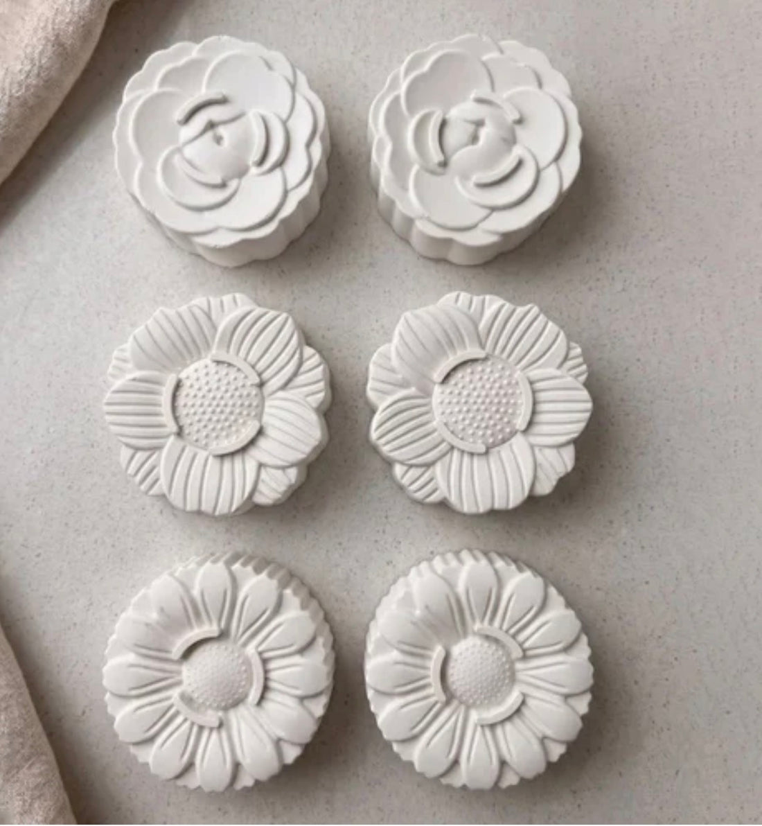 6 Cavity concrete Or Candle Mould