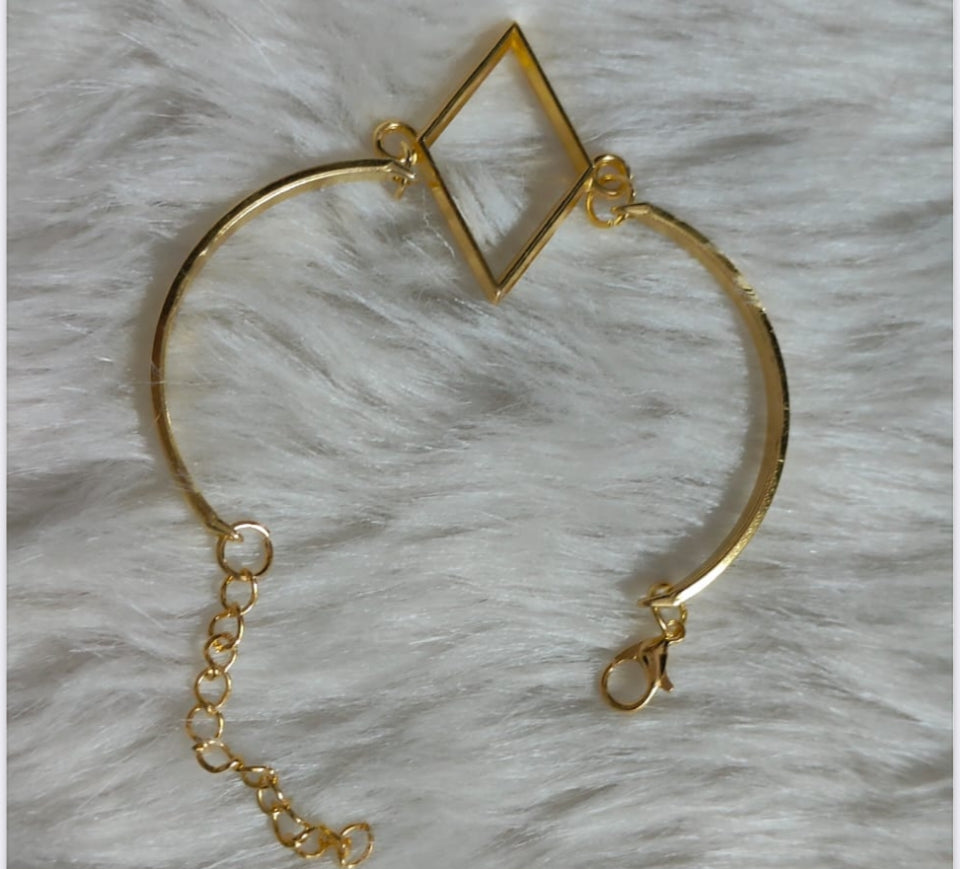 Resin Bracelet Base golden