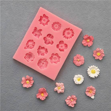 11 Cavity Small 3D Flower Mould
