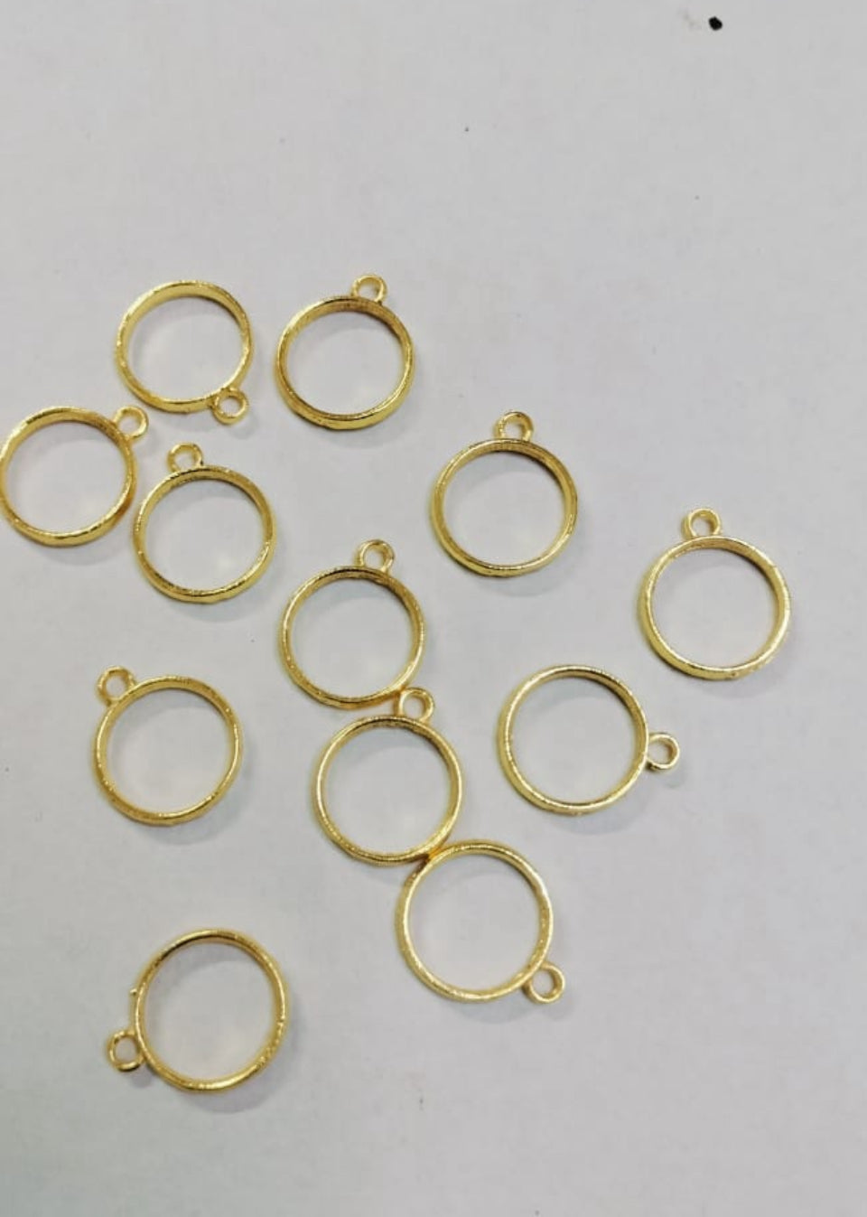 Round bezel
