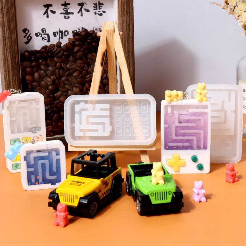 Mini labyrinth game mould