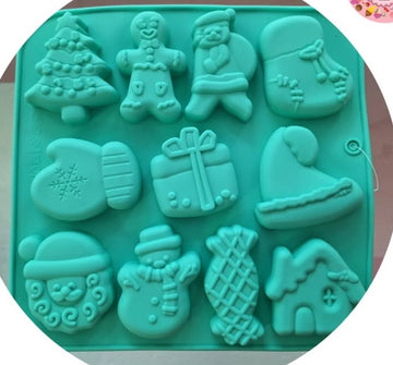 11 Cavities Christmas Candle Mould