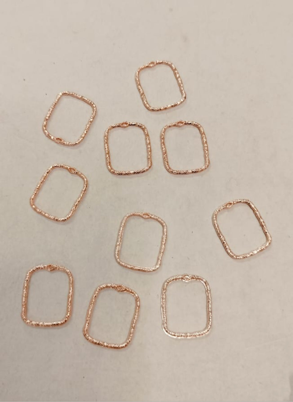 Rose gold  bezel