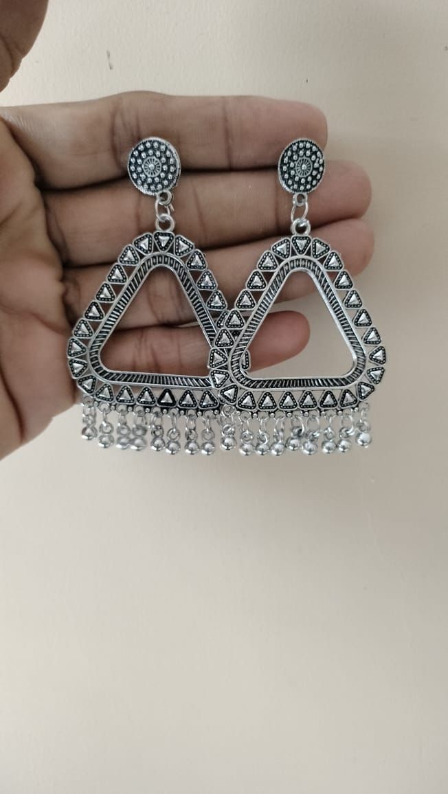 Triangle shape jhumka base silver