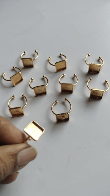 10 Pieces Square Ring Base