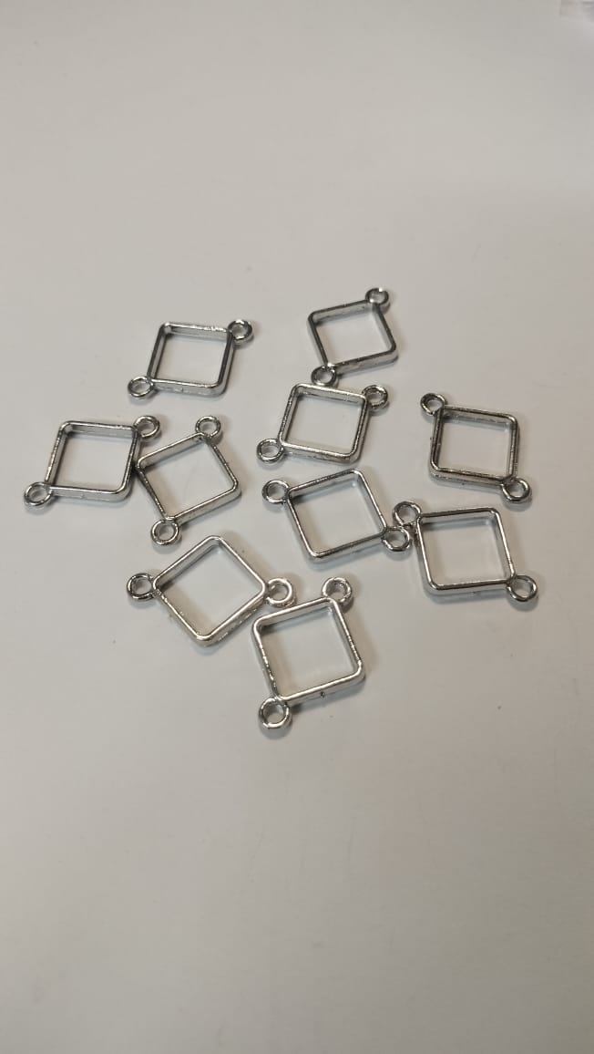 Rakhi bracelet bezel square