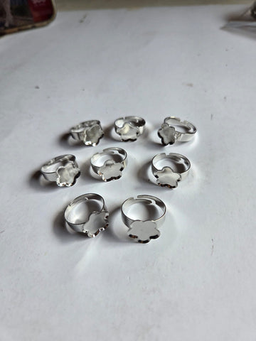 Finger ring bezel (flower shape silver)