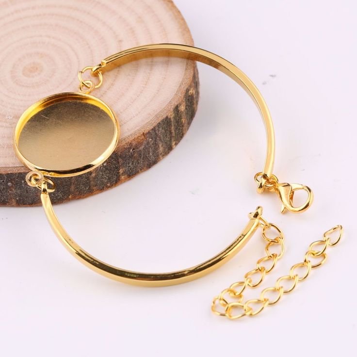 Bracelet base for resin