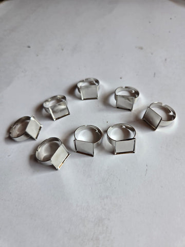 Finger ring bezel (square silver)
