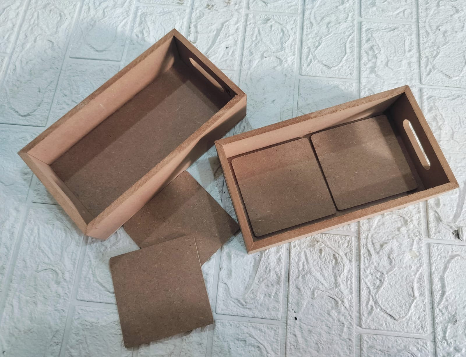 Mdf Tray With 2 Coaster