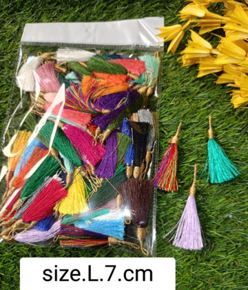 Thread tassels