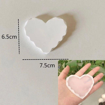 3 inch Diamond cut heart mould