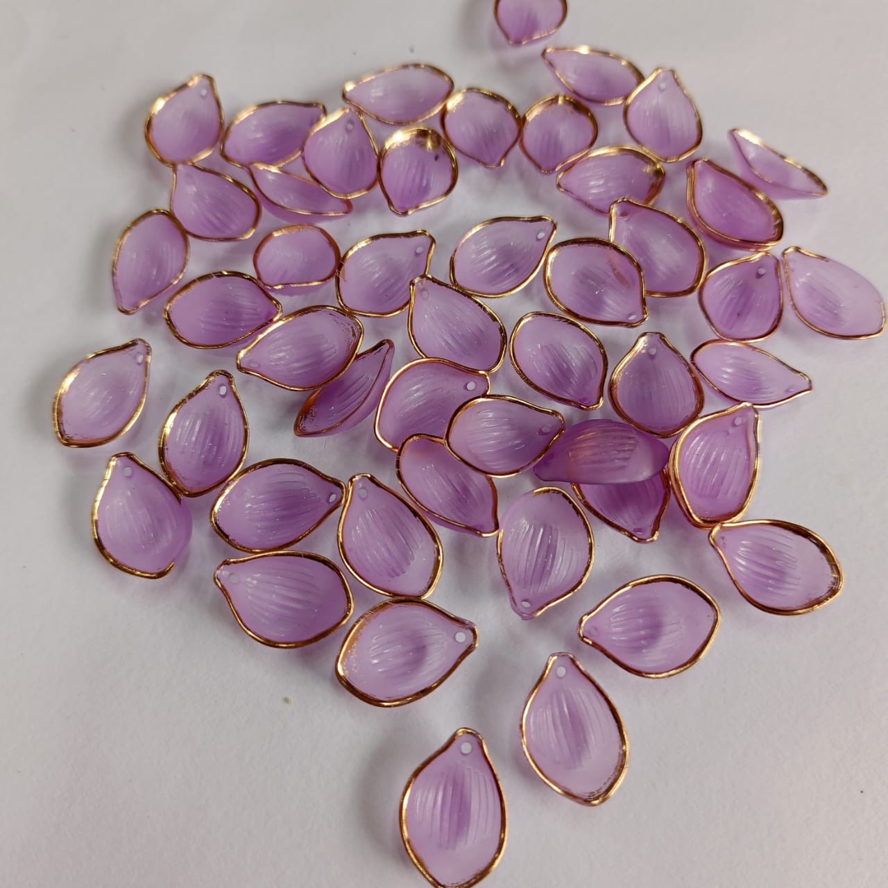Acrylic petals for flower