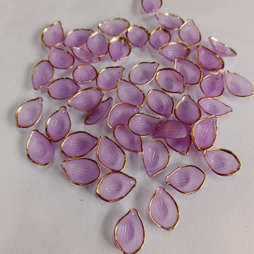 Acrylic petals for flower